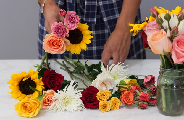 Breaking Down an Assorted Flower Bouquet Breaking Down an Assorted Flower Bouquet