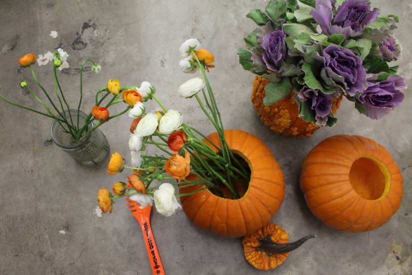 Measure your flowers to the pumpkin size