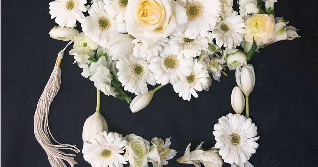 Flower Arrangements For Grad Party