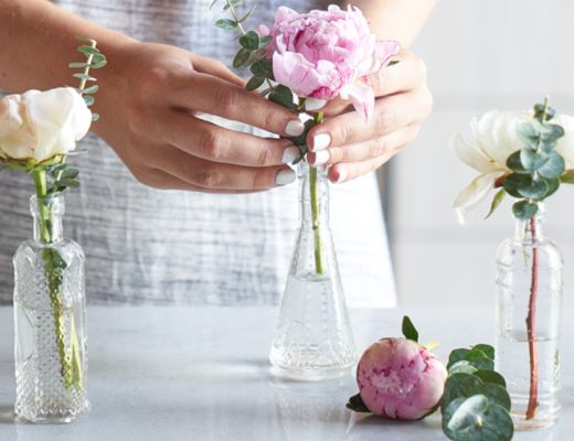 How to Arrange Peonies in a Vase
