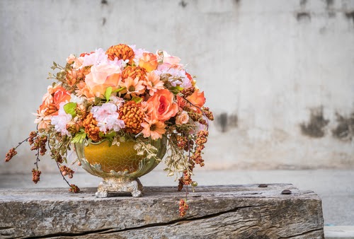 bouquet flower in vase - vintage effect filter