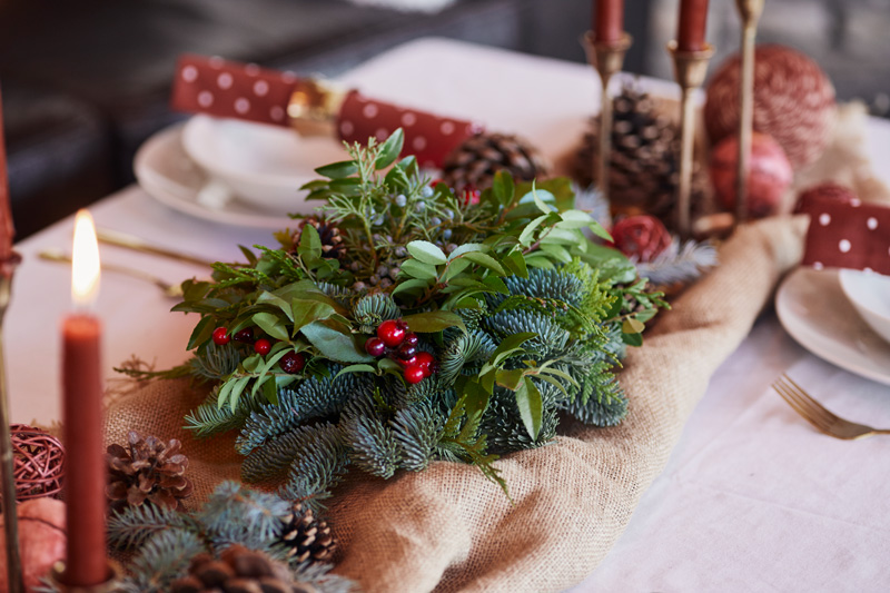holiday garland table centerpiece