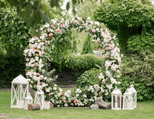 flower arch with white flowers